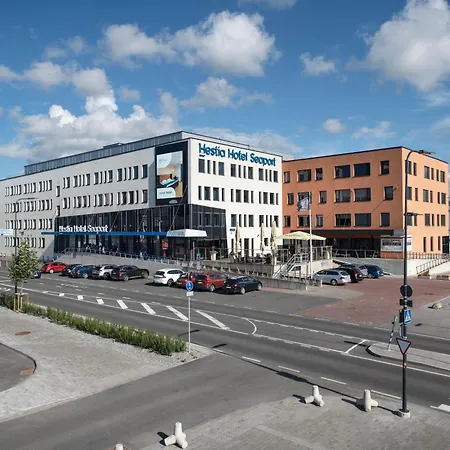 Hestia Seaport فندق تالين