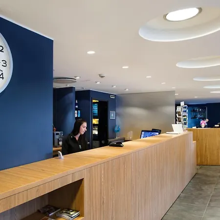 Hestia Seaport فندق