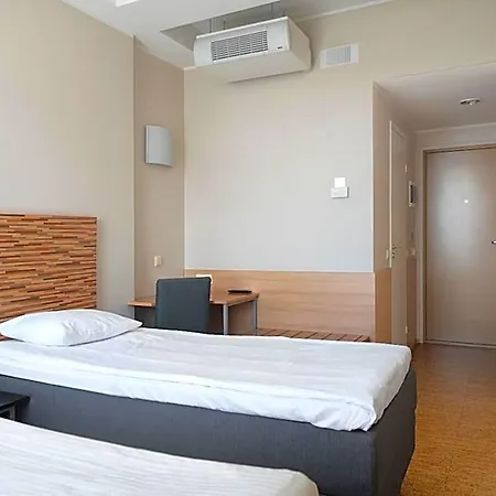 Hestia Seaport Hotel 3*