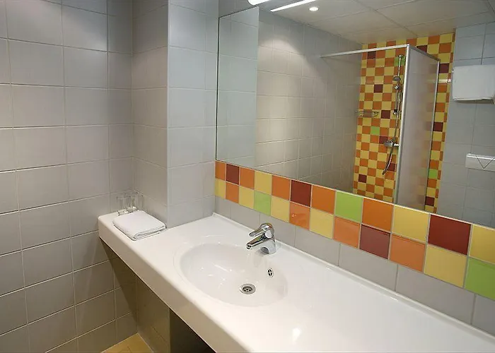 Отель Hestia Seaport