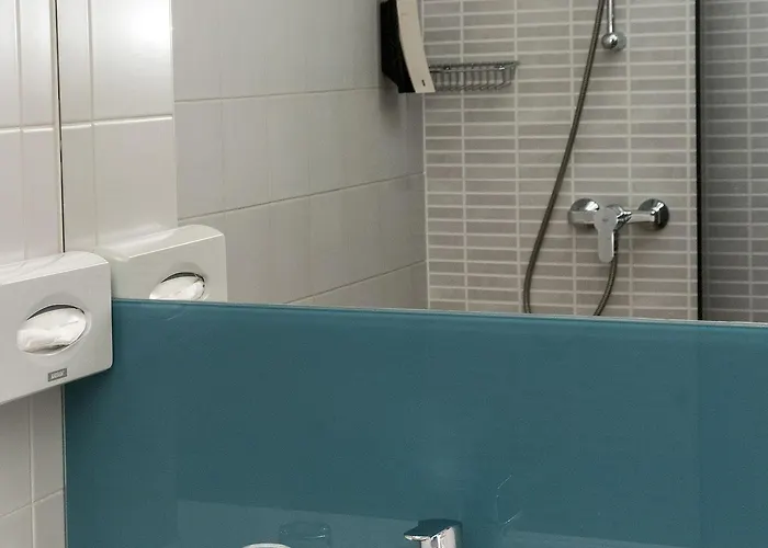 Hestia Seaport Szálloda 3*